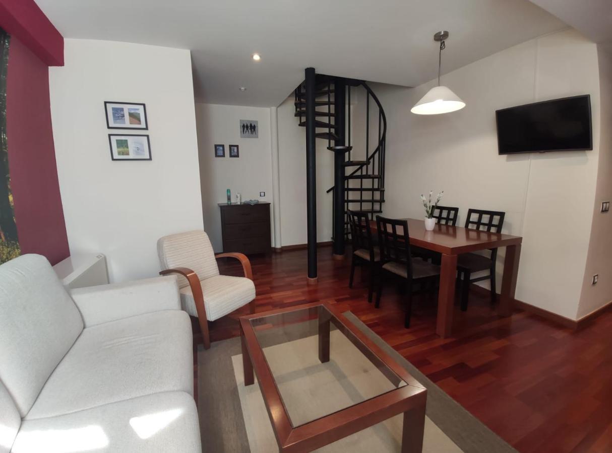 Apartamento Montes De Villanúa Buitenkant foto