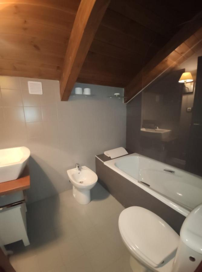 Apartamento Montes De Villanúa Buitenkant foto