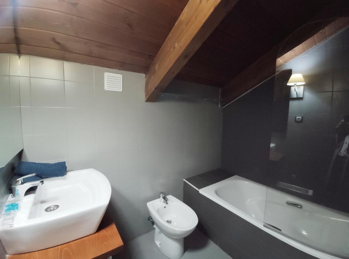Apartamento Montes De Villanúa Buitenkant foto