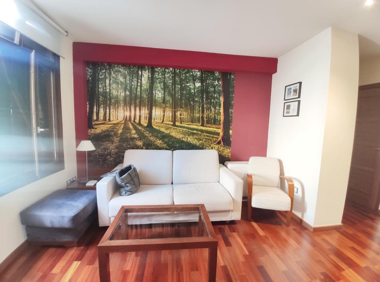 Apartamento Montes De Villanúa Buitenkant foto